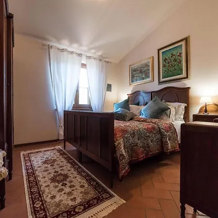 Luxury Italian Villa With Pool & Air Conditioning Villa