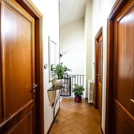 Luxury Italian Villa With Pool & Air Conditioning Villa *